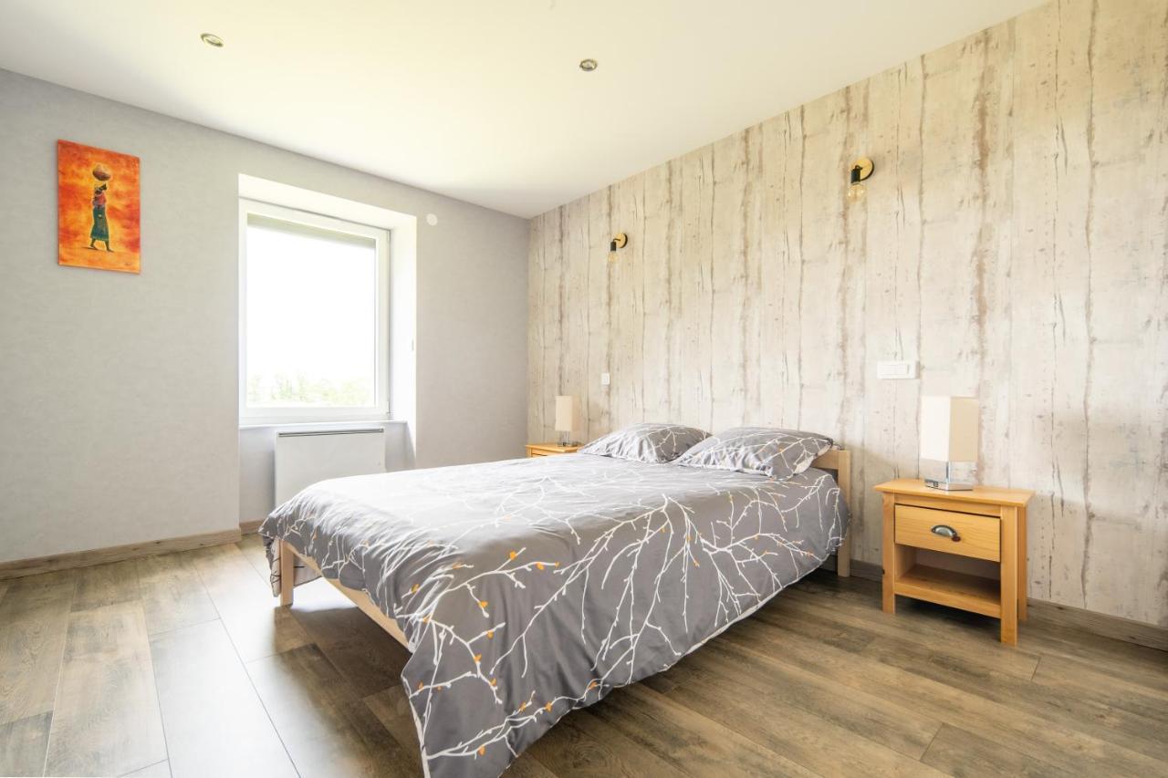 L'Escapade A La Banut Apartment Jallandrieux Екстериор снимка
